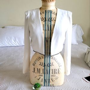 A'GACI white crop zipper Blazer
